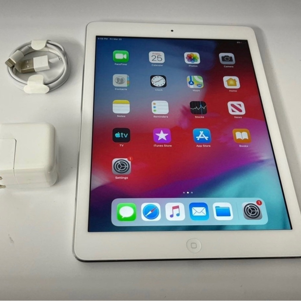 Apple iPad Air 32GB Silver Excellent